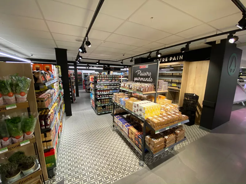 Photo : Alimentation Brasseur & Fils - SPAR, Alimentations, Supermarchés & Grands magasins à Vresse-sur-Semois