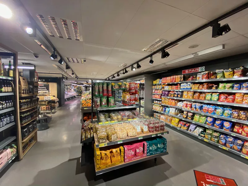 Photo : Alimentation Brasseur & Fils - SPAR, Alimentations, Supermarchés & Grands magasins à Vresse-sur-Semois