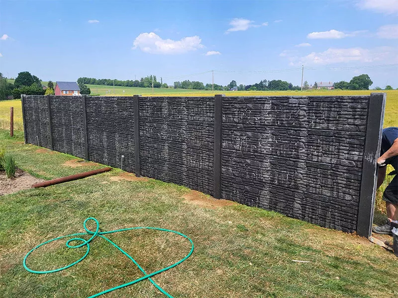 Photo : Baggio Construction, Entrepreneurs - Généraux & Clefs sur porte à Andenne & entités