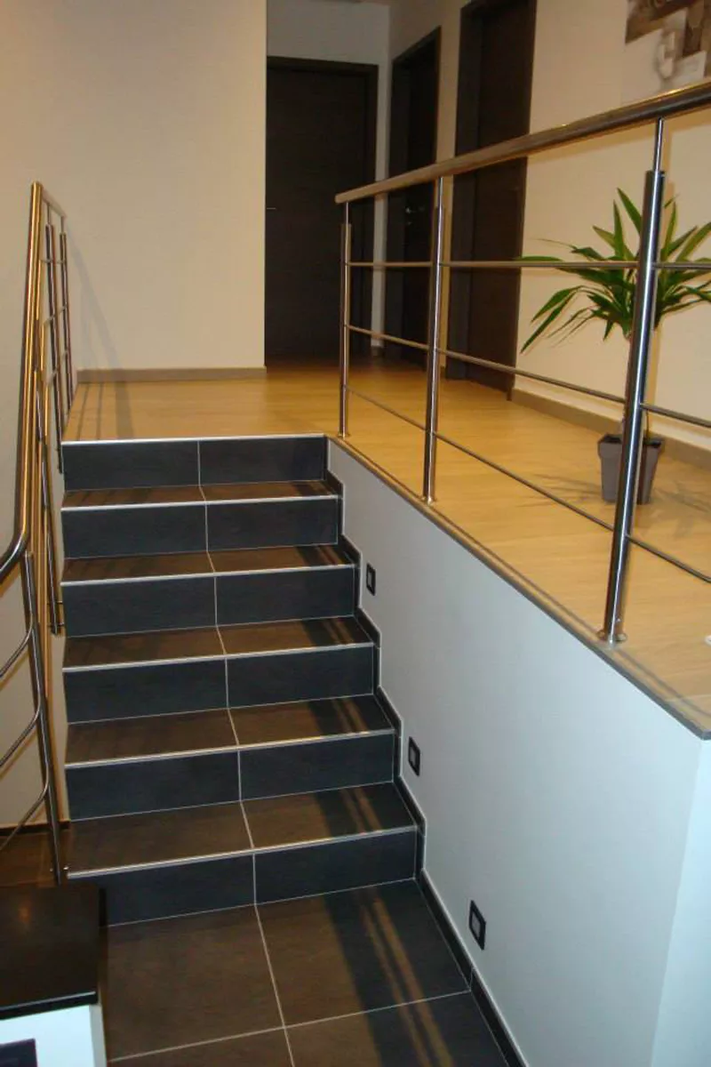 Photo : NT Carrelage, Carrelages-Carreleurs & Mosaïstes à Couvin