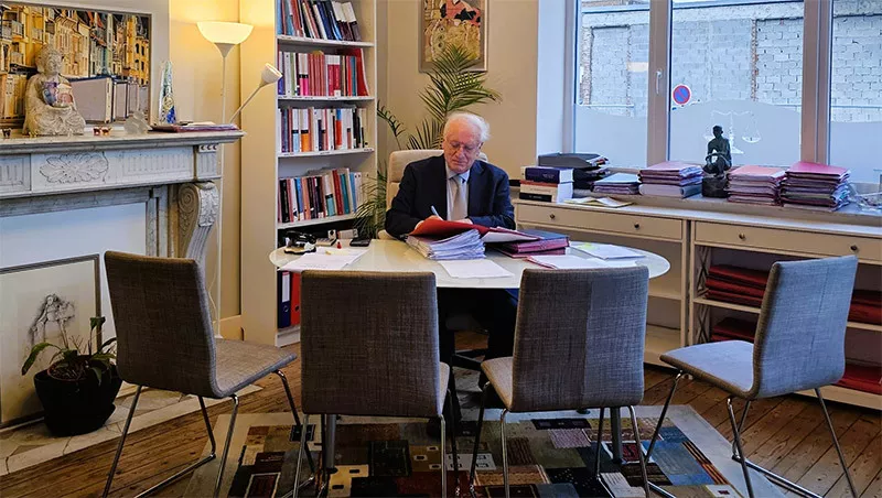 Photo : Claude Eerdekens, Avocats à Andenne & entités