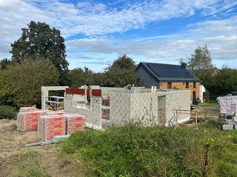 Photo : Hennuy Albin Construction, Entrepreneurs - Généraux & Clefs sur portes à Rochefort