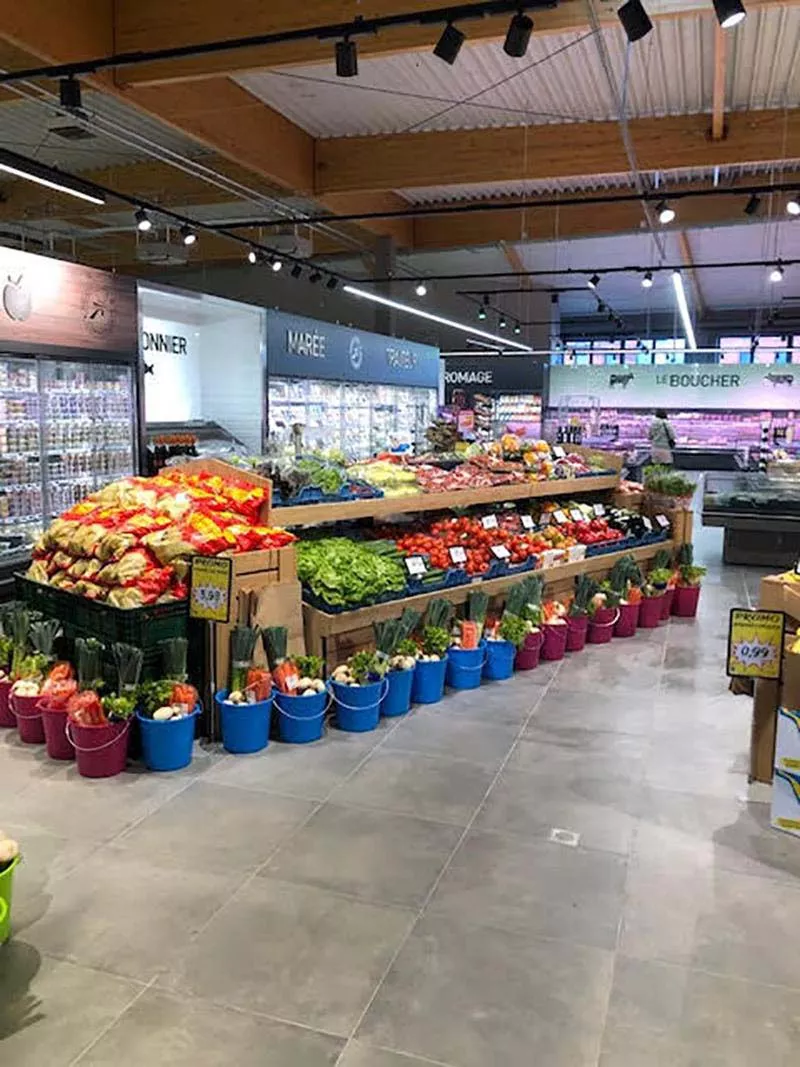 Photo : Intermarché, Alimentation – Supermarché & Grand magasin à Court-Saint-Etienne