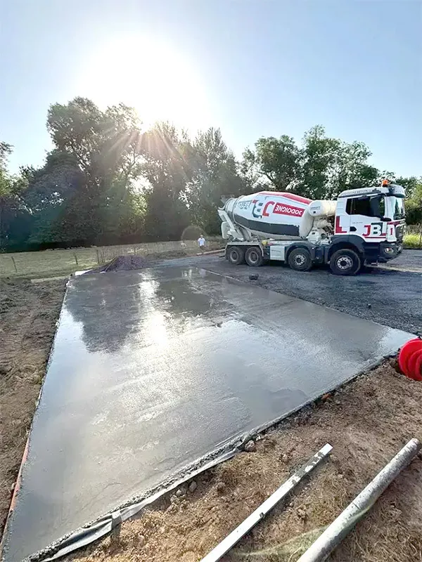 Photo : Jodoigne Béton, Béton prêt à l’emploi à Jodoigne, Incourt & entités