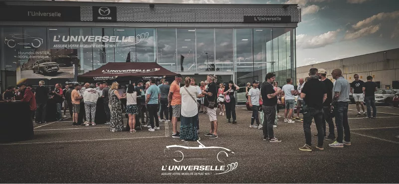 Photo : L'universelle, Motos & Scooters à Herstal, Vottem