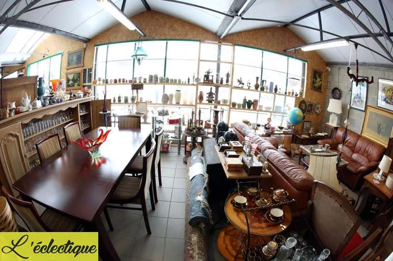 Photo : L'Éclectique, Antiquités – Brocanteurs & Vide Maison à Chièvres