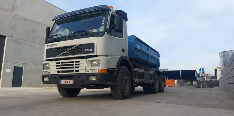 Photo : Benjamin Services, Location & Transports de Containers à Courcelles