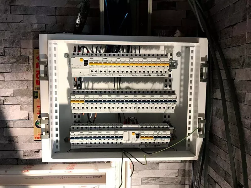Photo : MD Elec, Electricité & Domotique à Somme-Leuze, Havelange