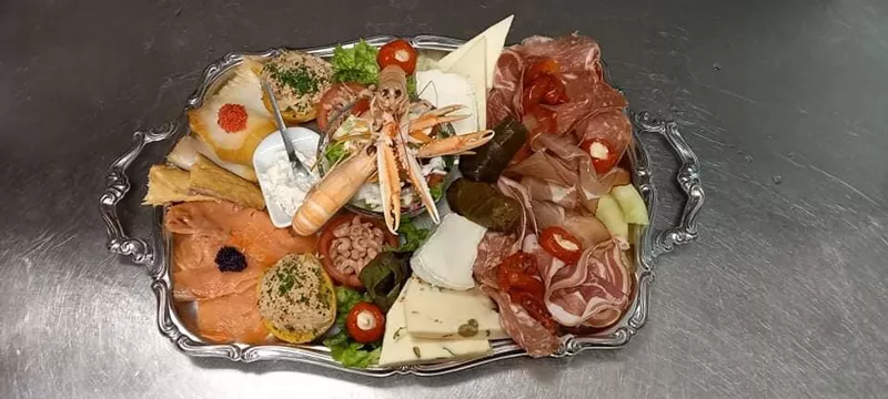 Photo : Taverne Napoléon, Restaurants à Beloeil