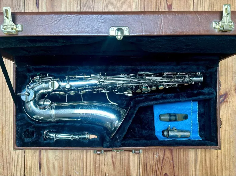 Photo : Sax Sell and Repair, Instruments de musique - entretien et réparation à Waremme, Berloz, Remicourt & entités