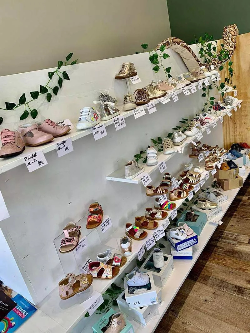 Photo : Scarpini, Chaussures et Pantoufles enfants à Gerpinnes